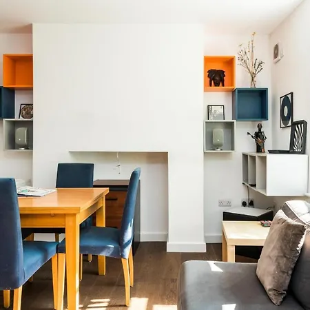 Charming 2 Bedroom Apartment In Kentish Town Londra Esterno foto