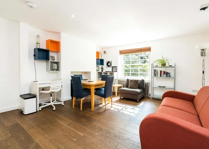 Charming 2 Bedroom Apartment In Kentish Town